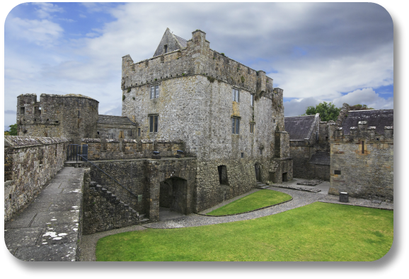 Irish Expressions:  Cahir Castle.  Image of the castle courtesy of Bigstock.