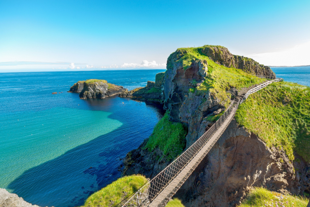 Carrick a Rede Rope Bridge