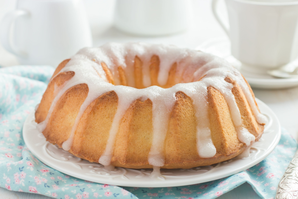 Irish Expressions:  Easy Irish Food Recipes.  Image if Irish Cream Bundt Cake per license from Shutterstock.