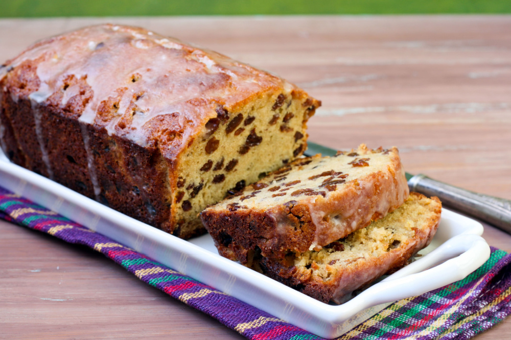 Irish Expressions: Easy Irish Food Recipes.  Image of sliced Irish Whiskey Cake per license from Shutterstock.