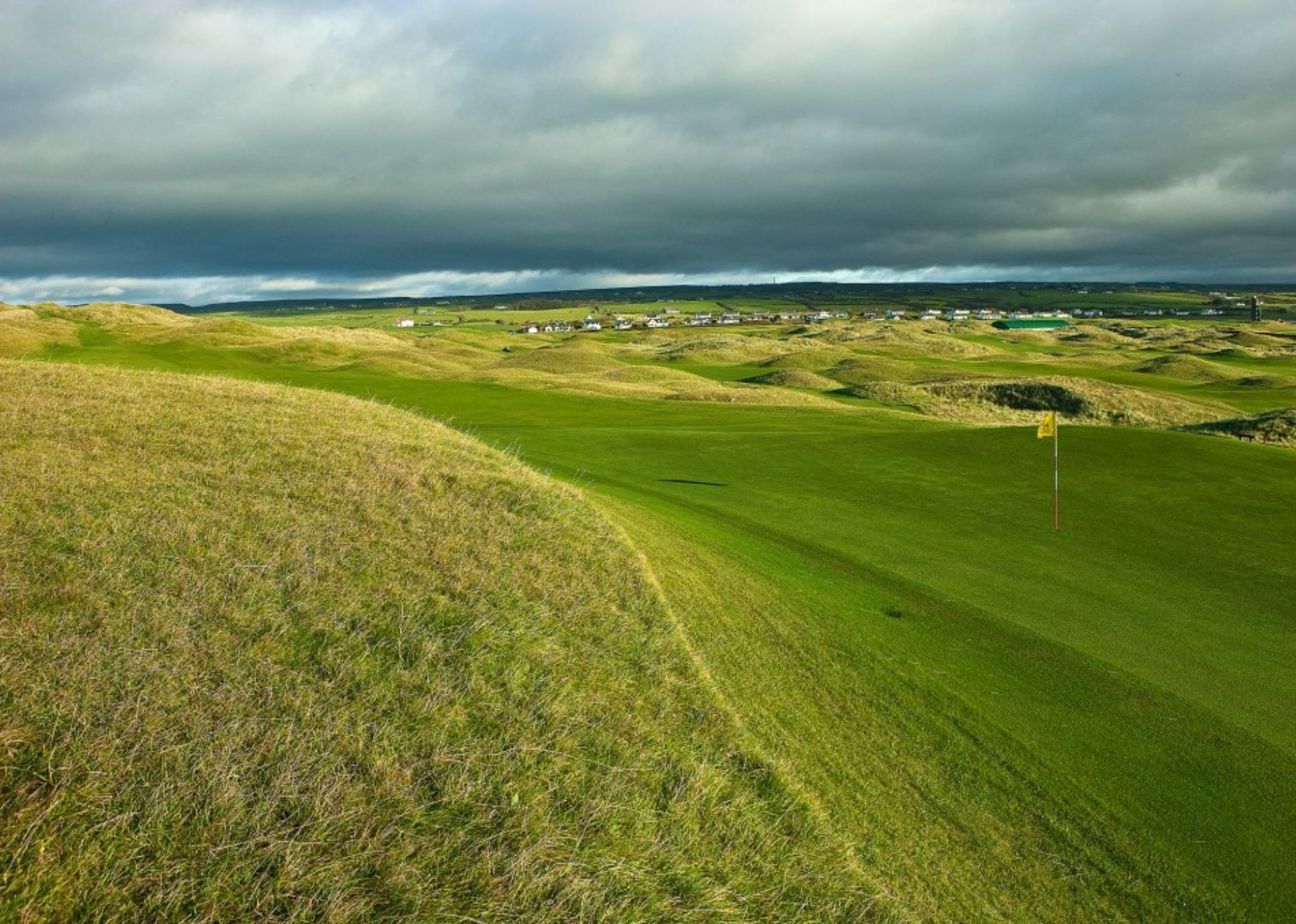 Ireland Golf Vacations - Lahinch, Property of Lahinchgolf.com