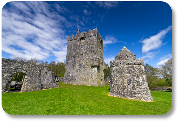 Irish Expressions: Image of Aughnanure Castle courtesy of Bigstock.
