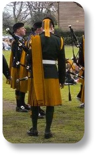 typical irish dress